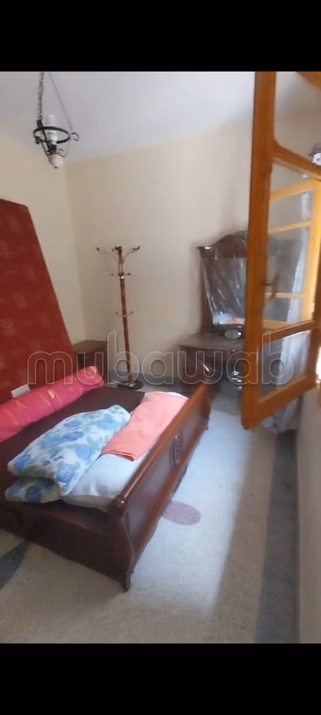 Appartement en vente à Taza. 4 belles chambres. Salon Marocain