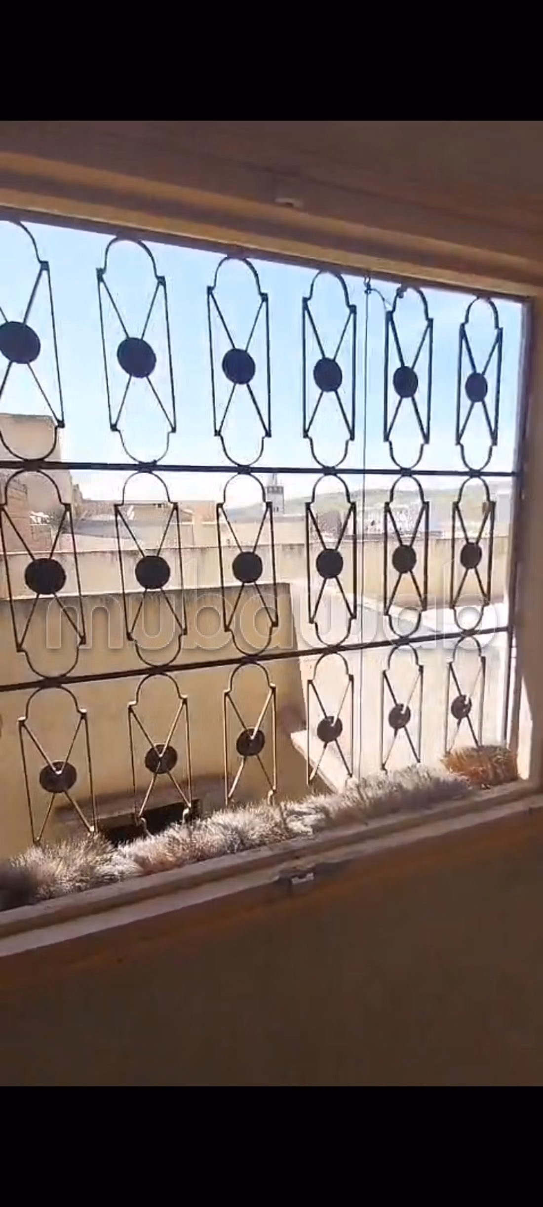 Appartement en vente à Taza. 4 belles chambres. Salon Marocain