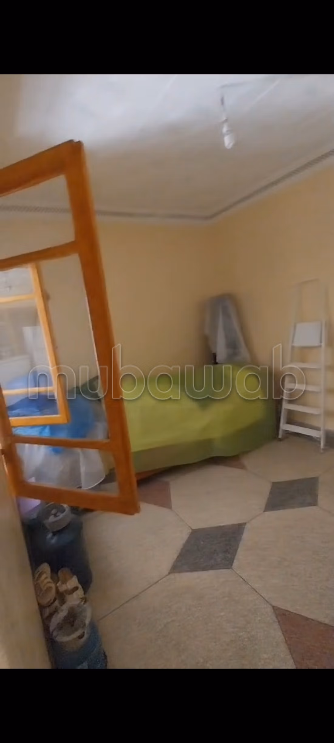 Appartement en vente à Taza. 4 belles chambres. Salon Marocain