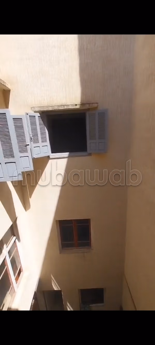 Appartamento in vendita a Taza. 4 belle camere. Salotto marocchino