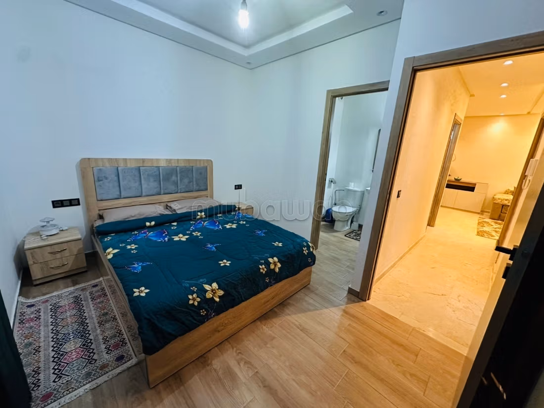 Location d'un appartement à Route Casablanca. 
Surface de 75 m². 
Bien meublé