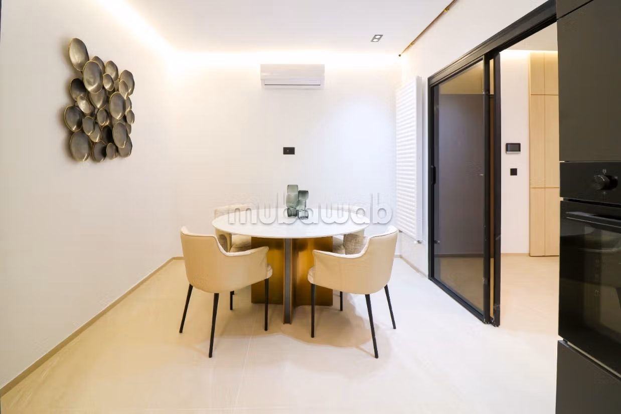 À vendre un appartement S3 de 144m2 à Chotrana 2