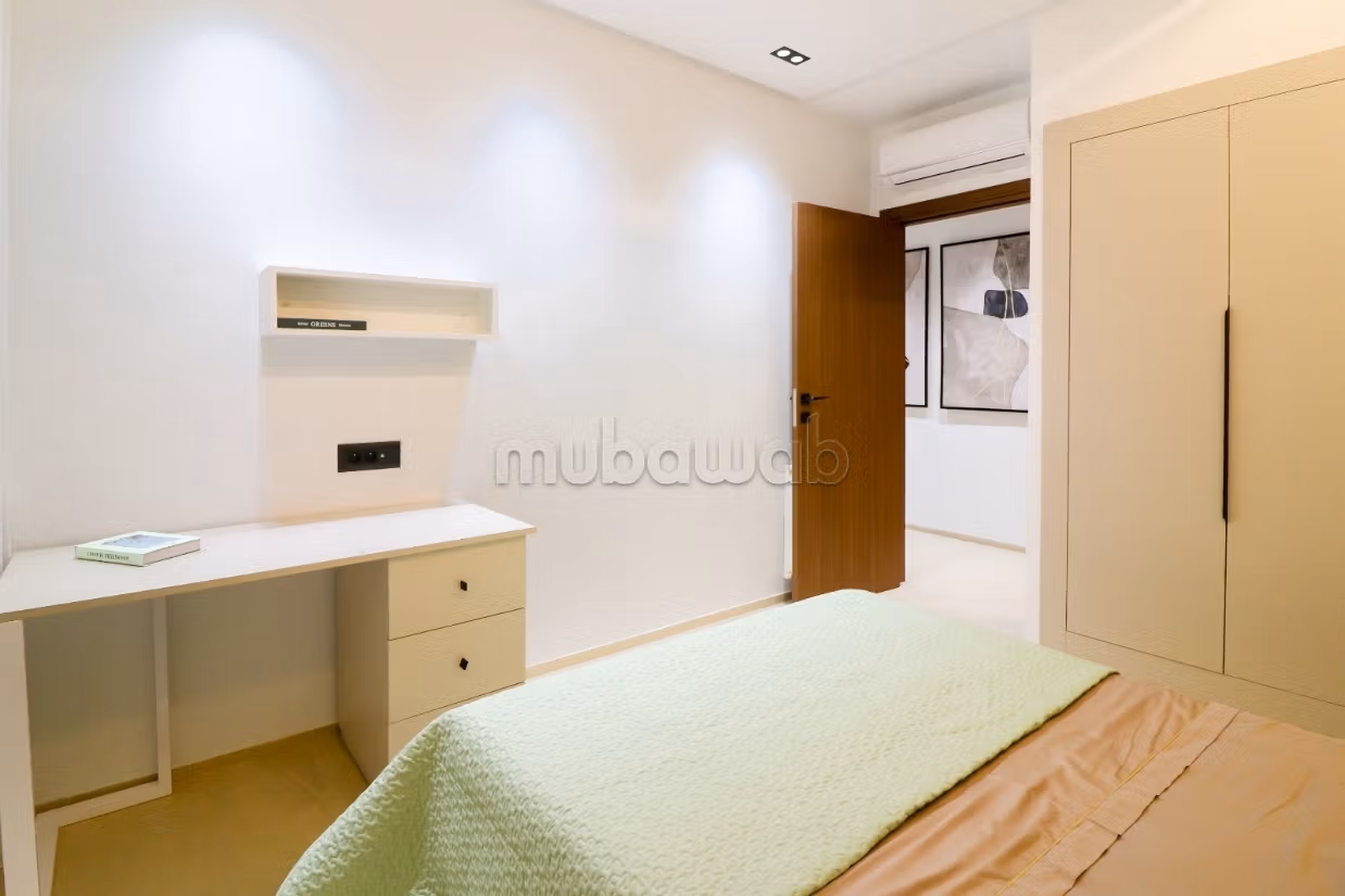 À vendre un appartement S3 de 144m2 à Chotrana 2