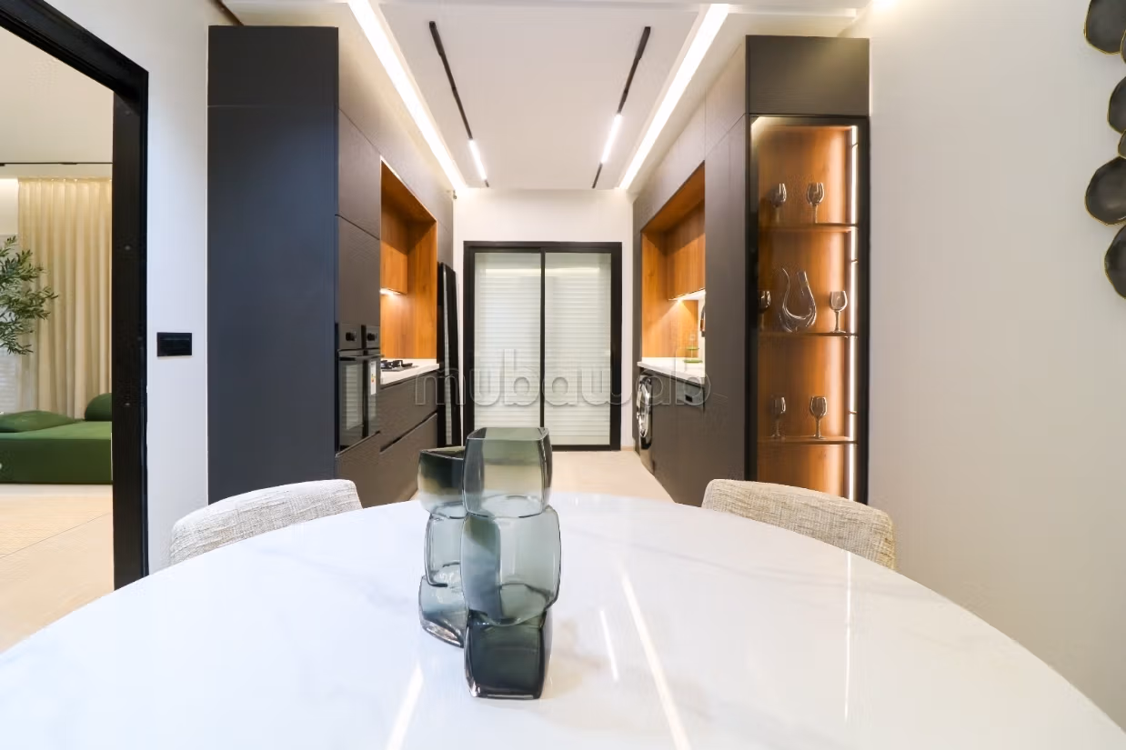 À vendre un appartement S3 de 144m2 à Chotrana 2