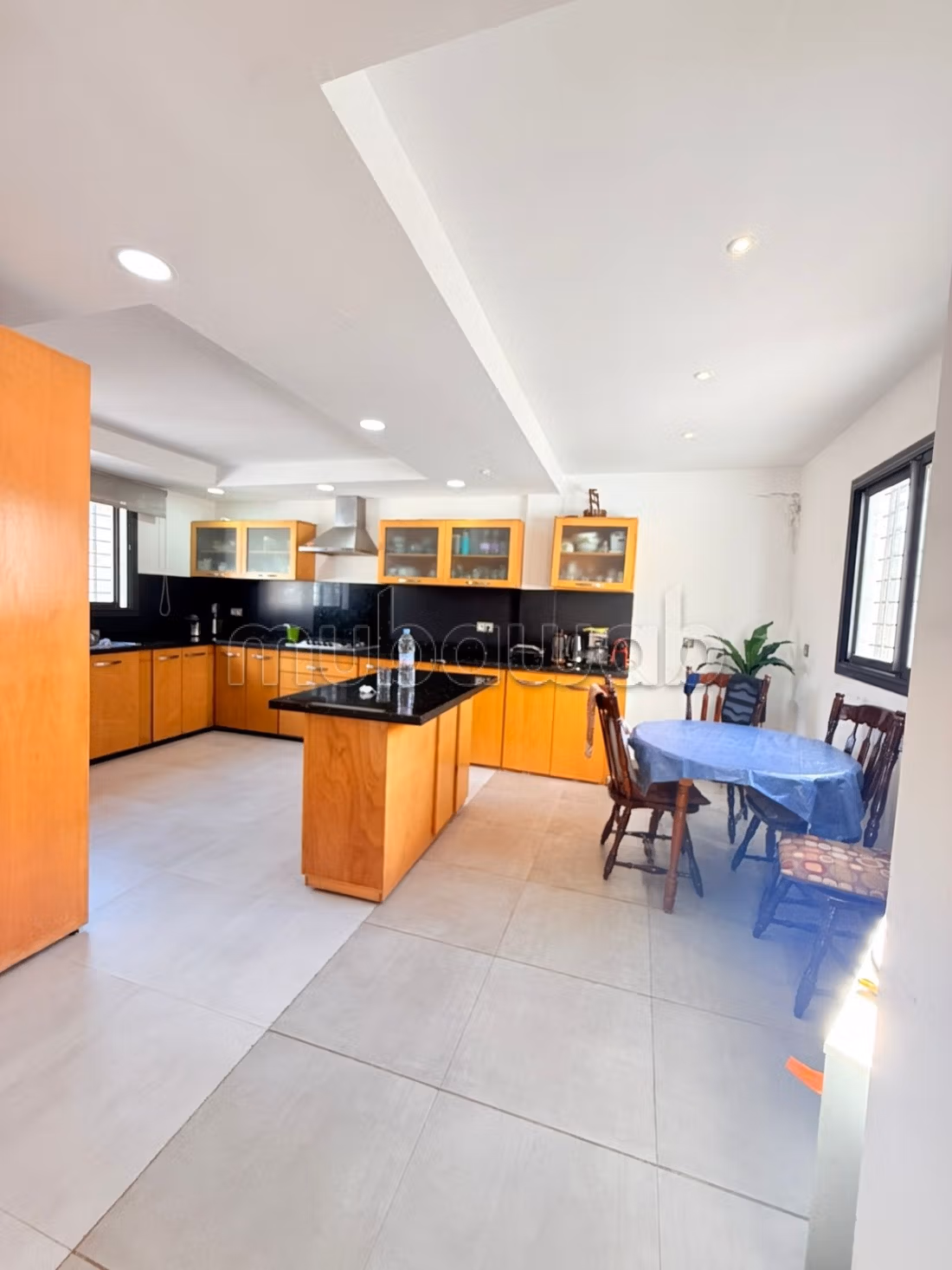 Magnifica villa isolata con piscina e vista mare