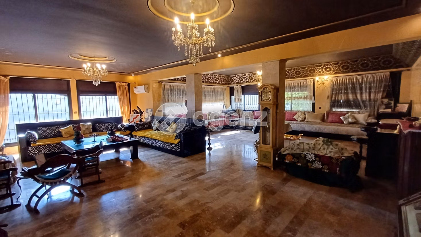 Villa in vendita 814 m², 4 camere Strada Immouzer Fes