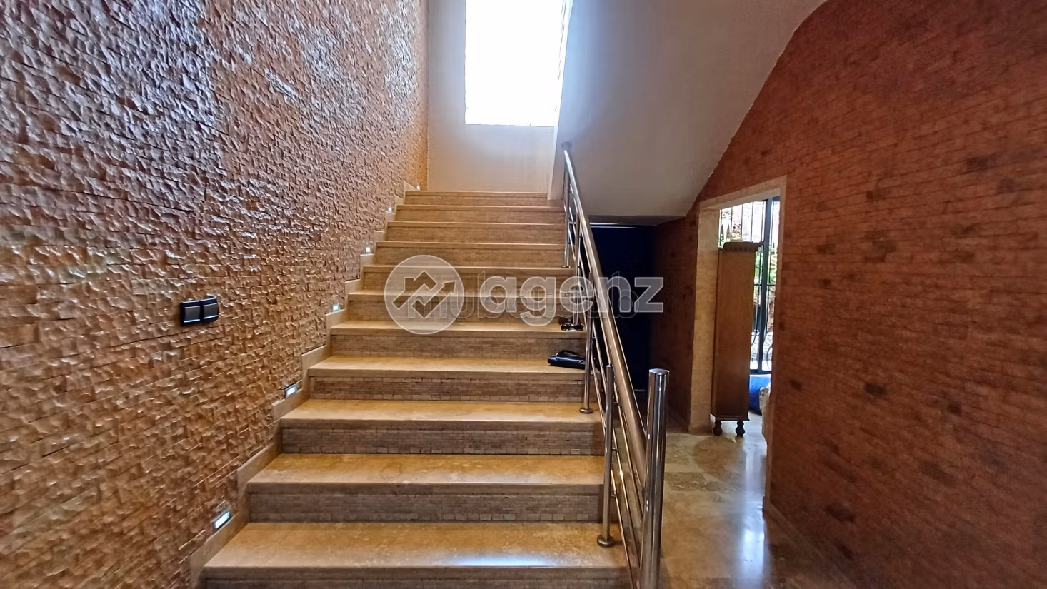 Villa in vendita 814 m², 4 camere Strada Immouzer Fes