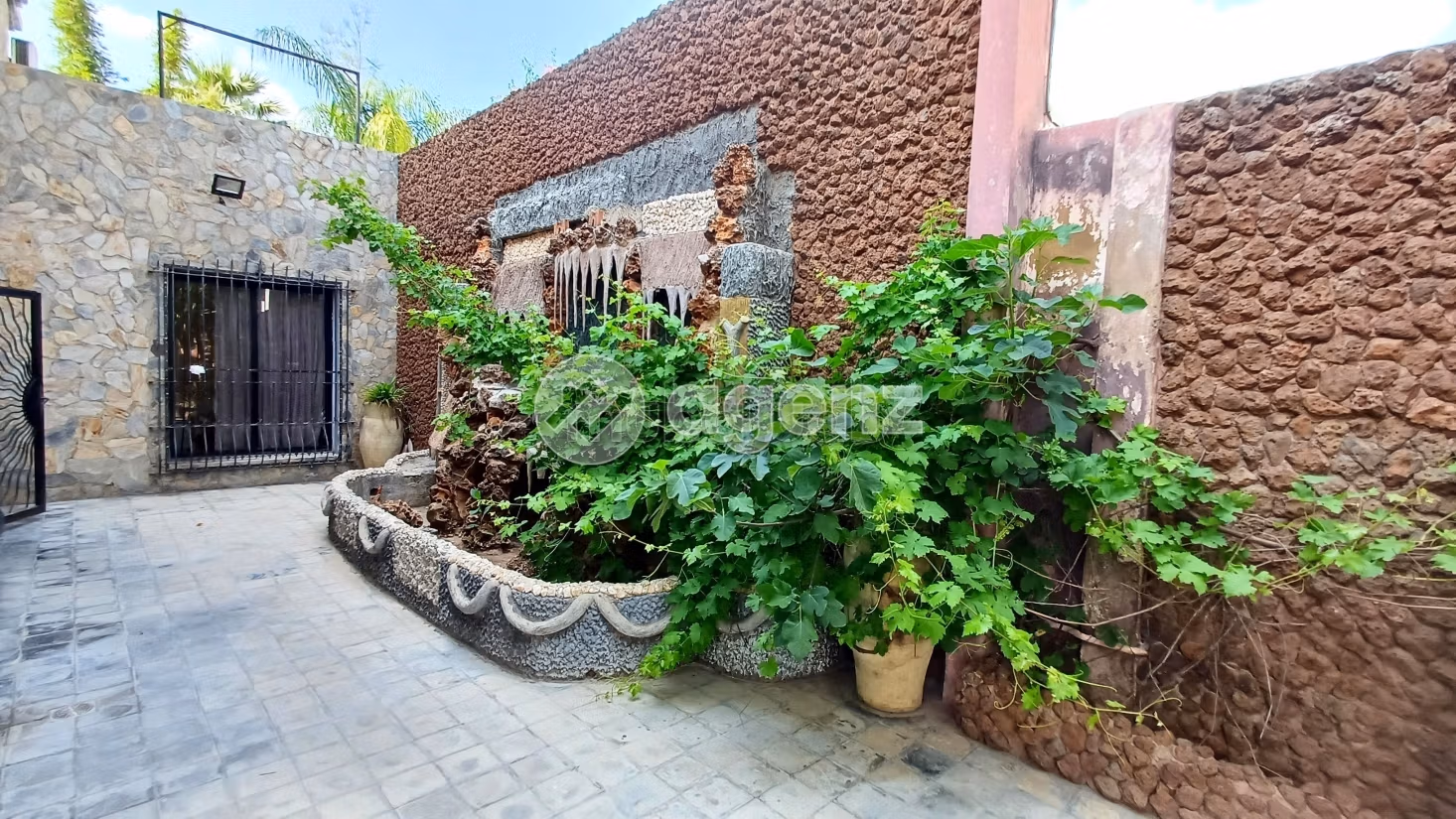 Villa in vendita 814 m², 4 camere Strada Immouzer Fes