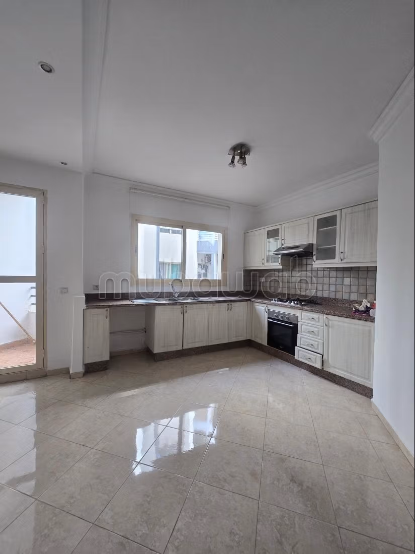 Bourgogne, à vendre appartement haut standing de 3 chambres — 6