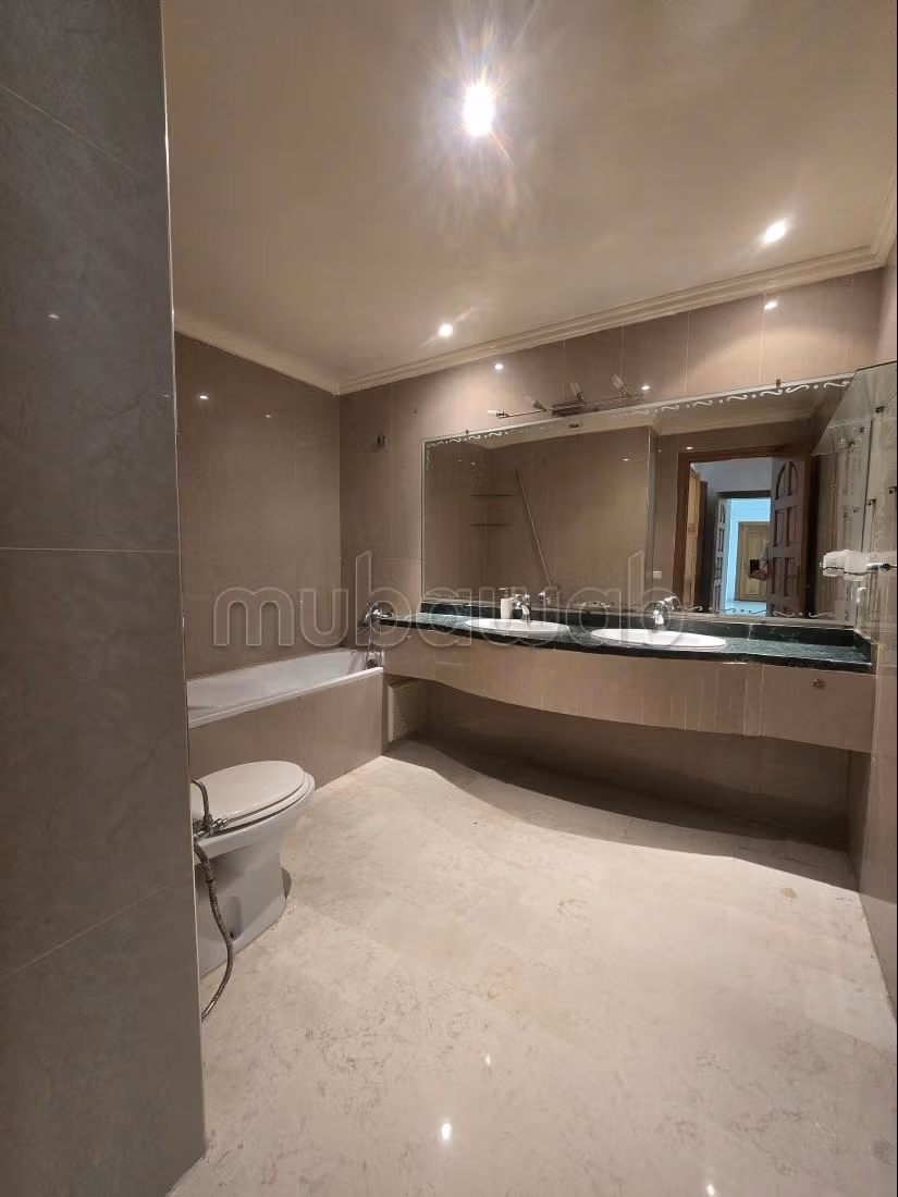 Appartement 190 m² f Bourgogne Ouest — 10
