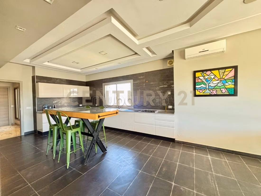 À vendre villa de maitre S5 à Mornag