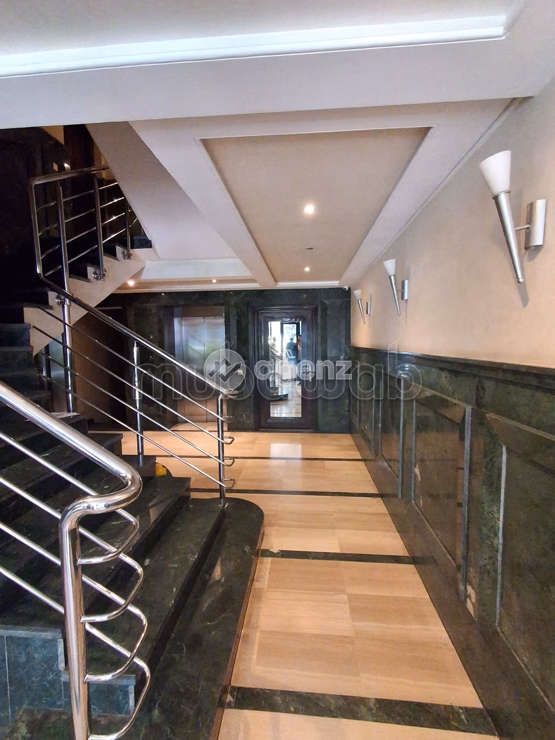 Appartement 161 m² à Les Hôpitaux — 20