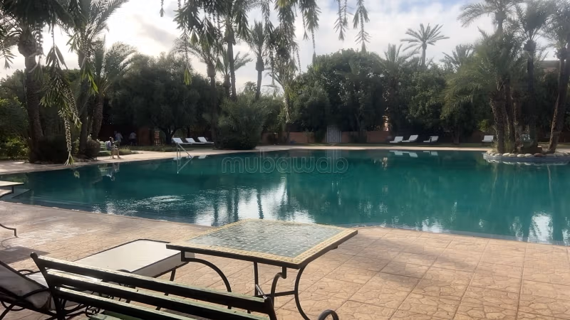 Rez de jardin meublé à la Palmeraie avec piscine