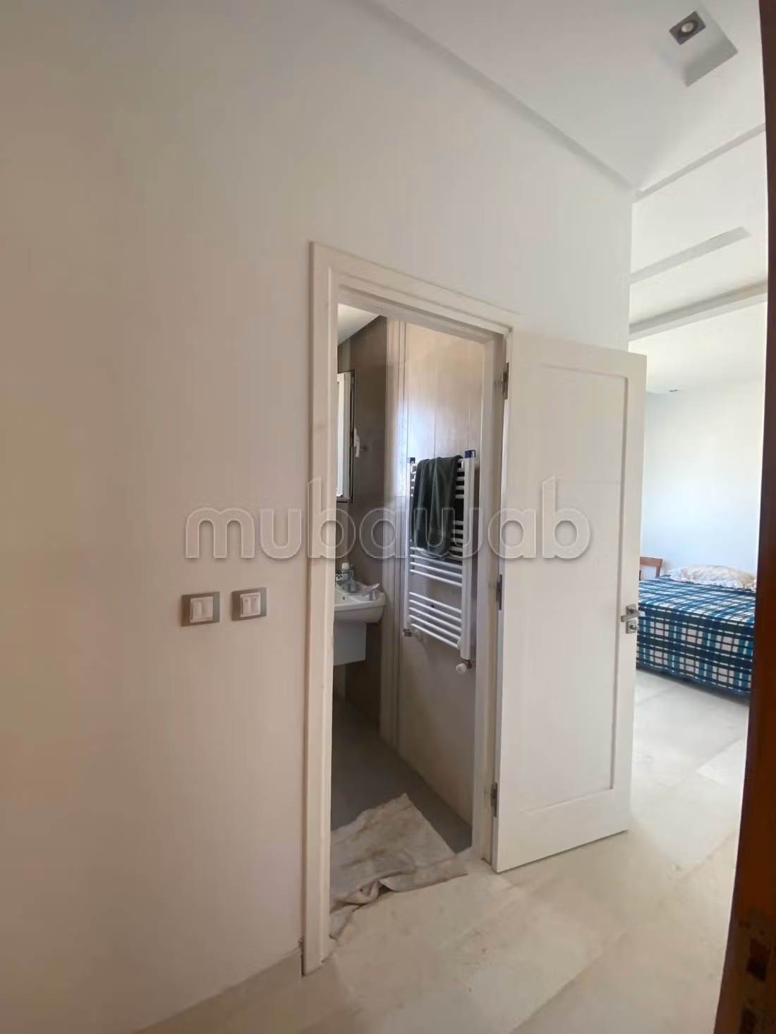 In vendita villa a Raoued a piedi nell'acqua