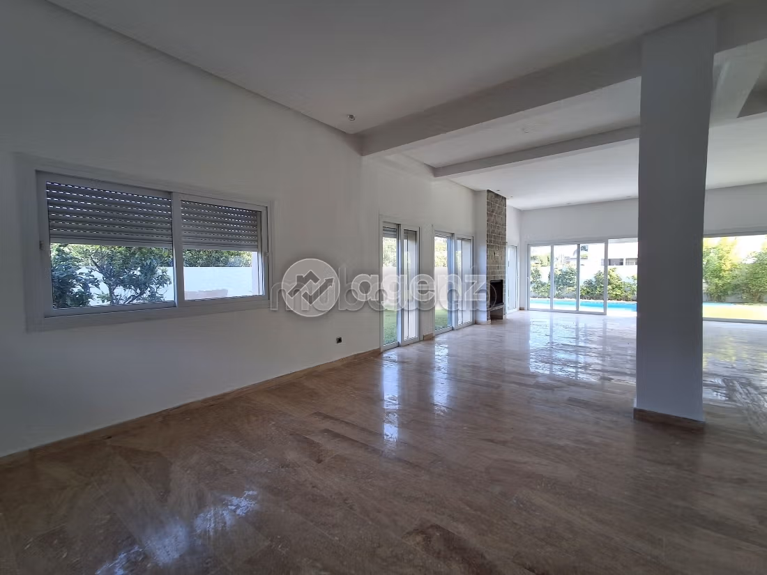 Villa à vendre 600 m², 4 chambres Autre Oulad Salah
