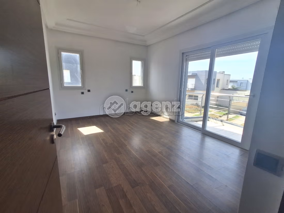 Villa à vendre 600 m², 4 chambres Autre Oulad Salah