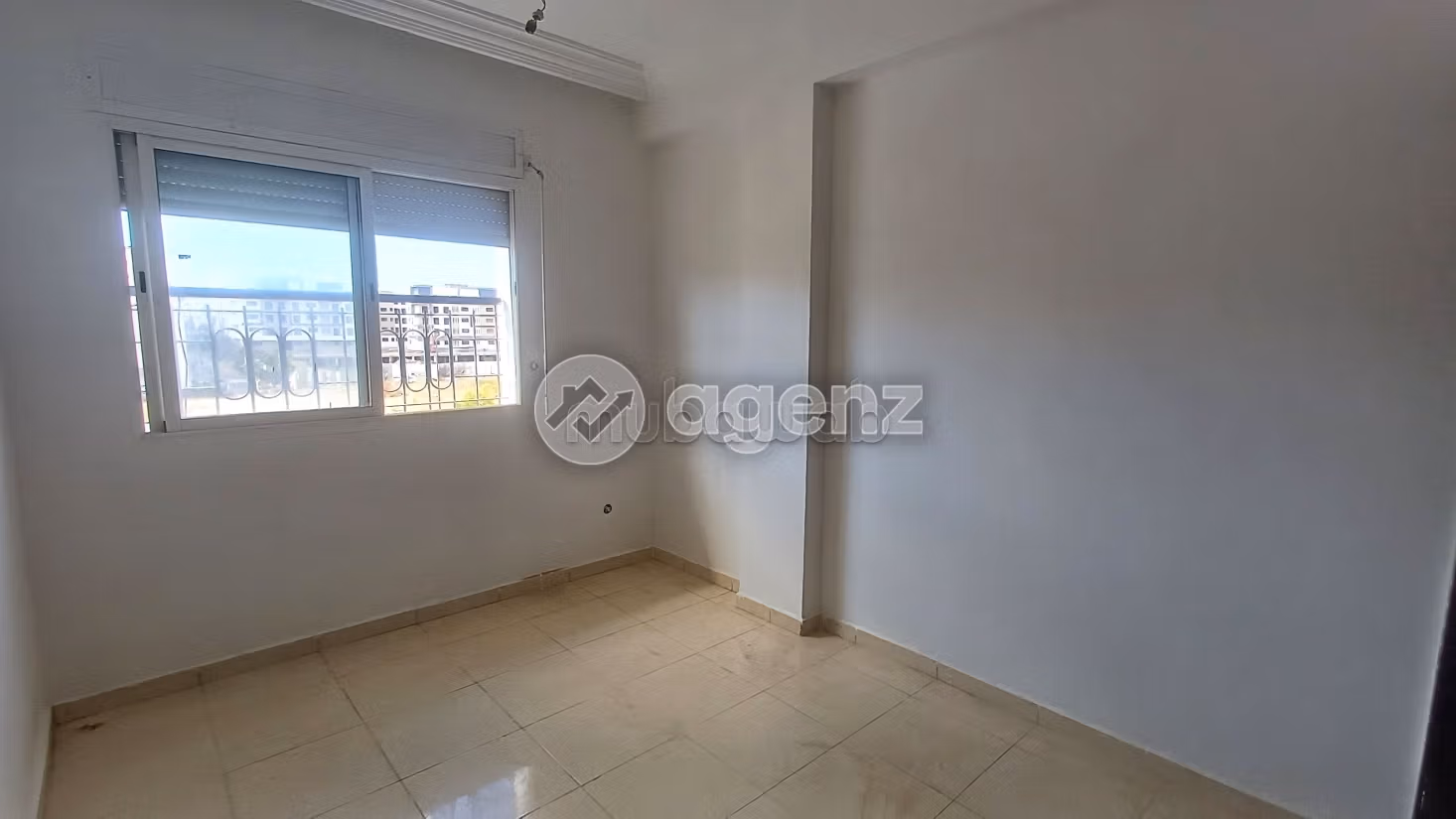 Apartamento en venta de 83 m², 3 habitaciones Oulfa Casablanca