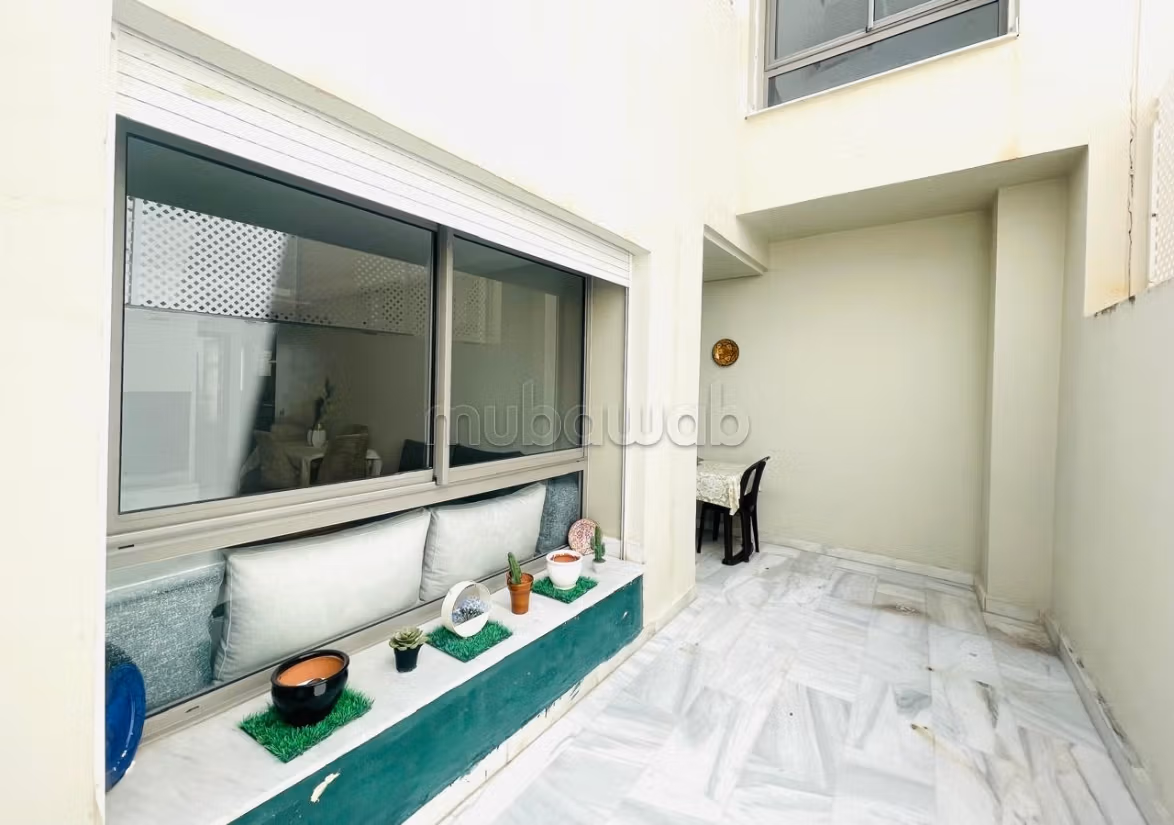 Bourgogne ouest location appartement meublé 2 chambres terrasse — 3