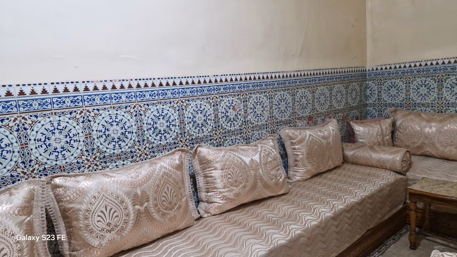 Klein traditioneel riad van 80 m² Mooi terras