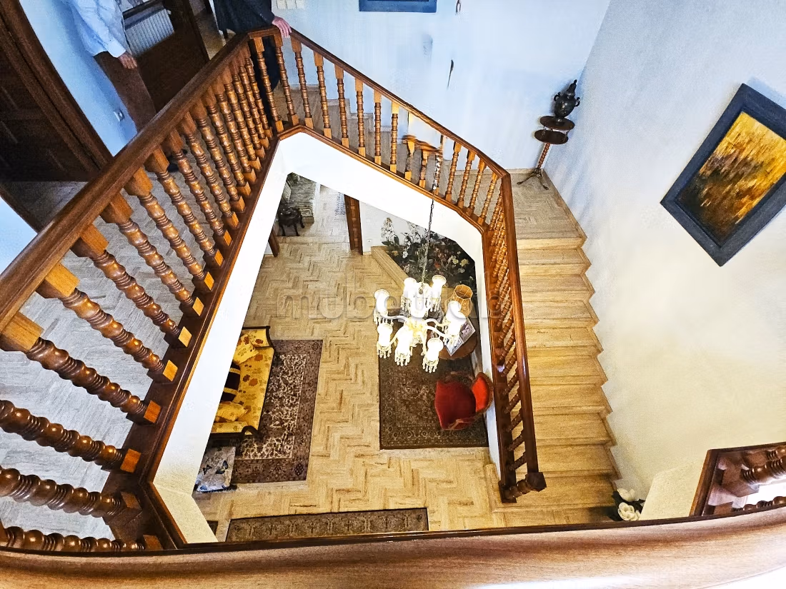 Very Beautiful Villa Great Potential 5 Suites Souissi
