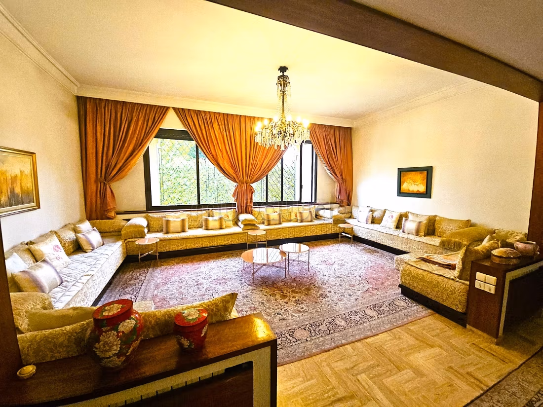 Very Beautiful Villa Great Potential 5 Suites Souissi