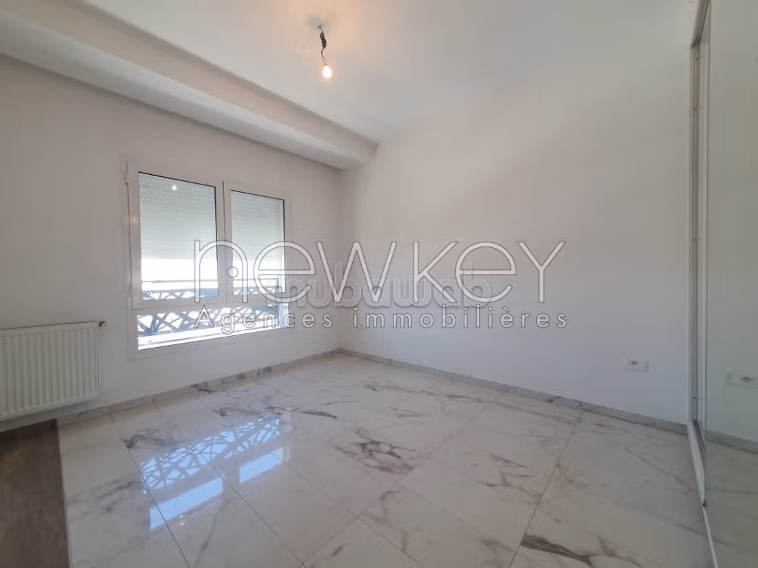 Appartement S3 à vendre à Cité Les Palmeraies