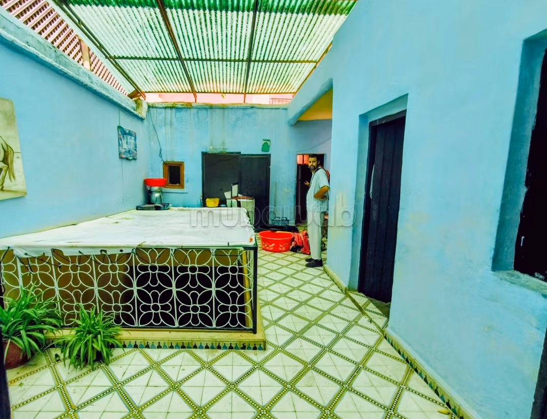 Casa Autentica di 84 m² con Accesso per Auto