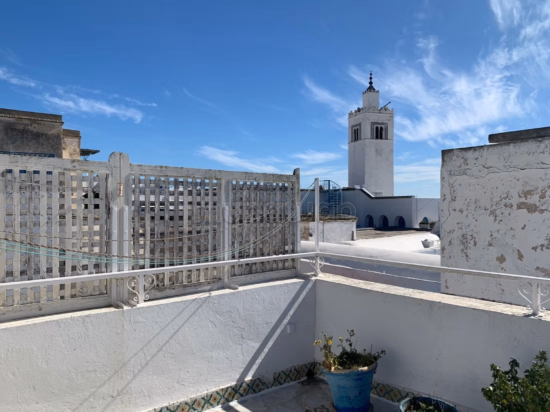 Triplex indipendente, Villaggio di Sidi Bou Said