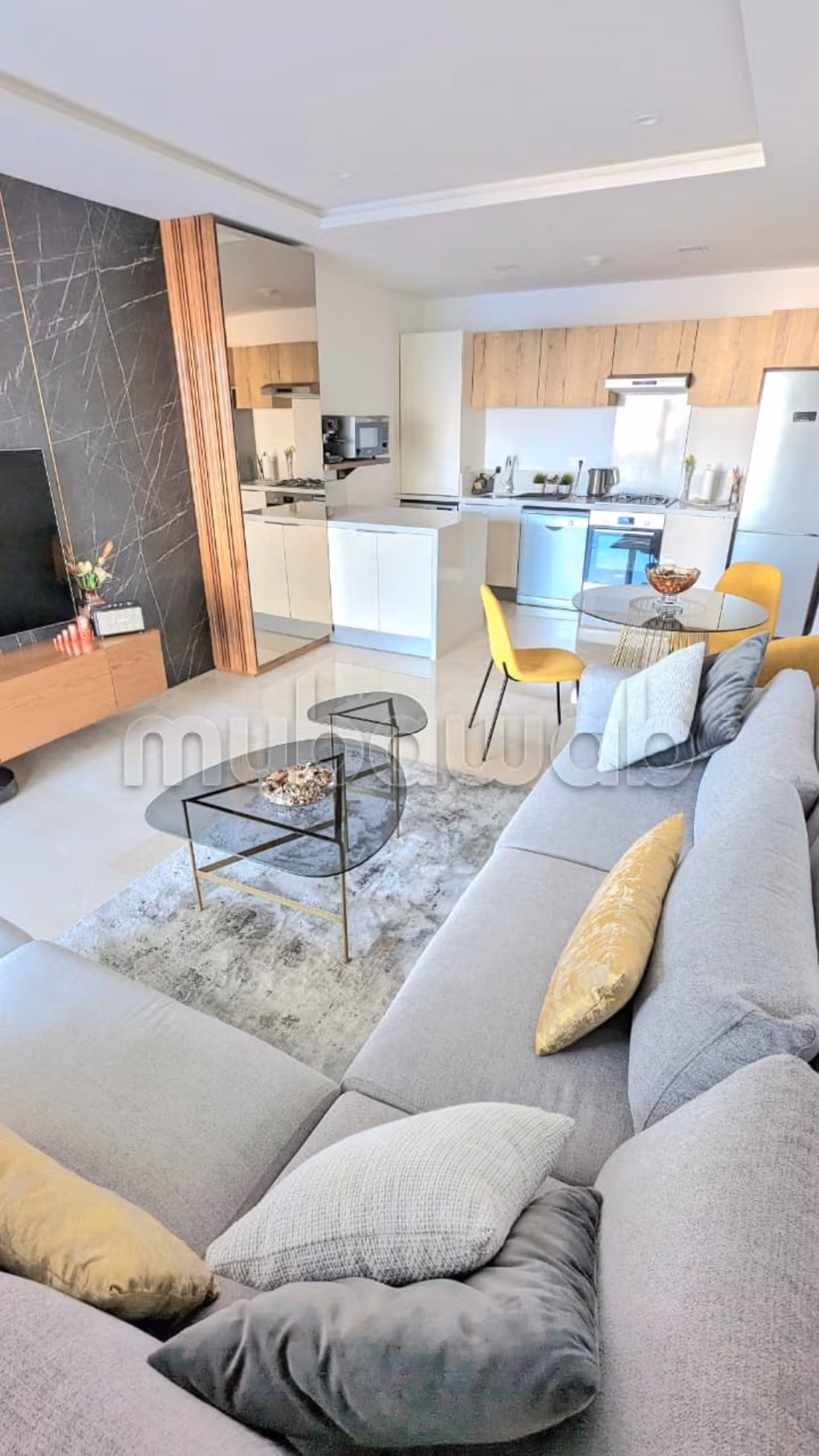 Magnifique studio meublé de haut standing CFC