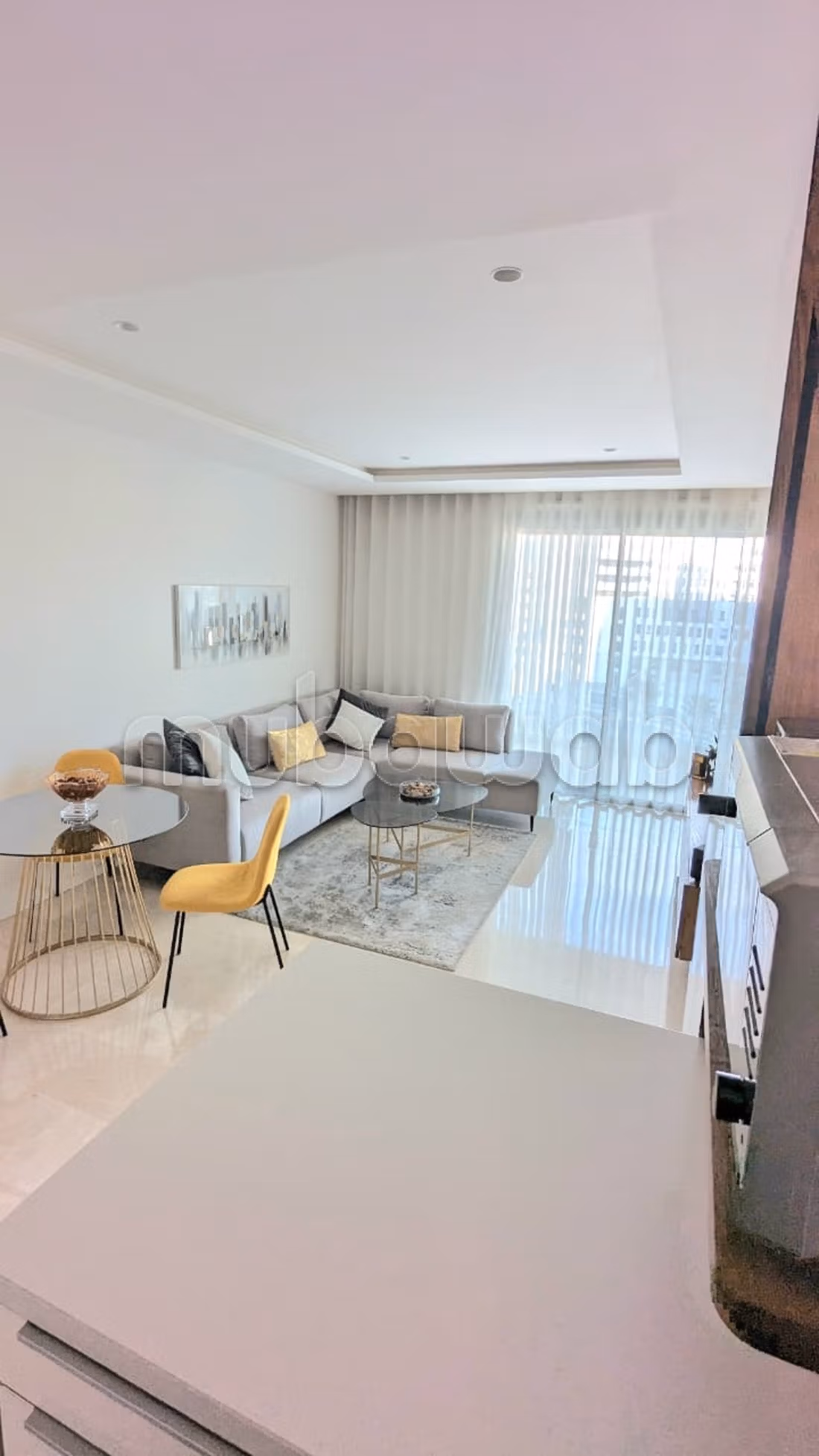Magnifique studio meublé de haut standing CFC — 2