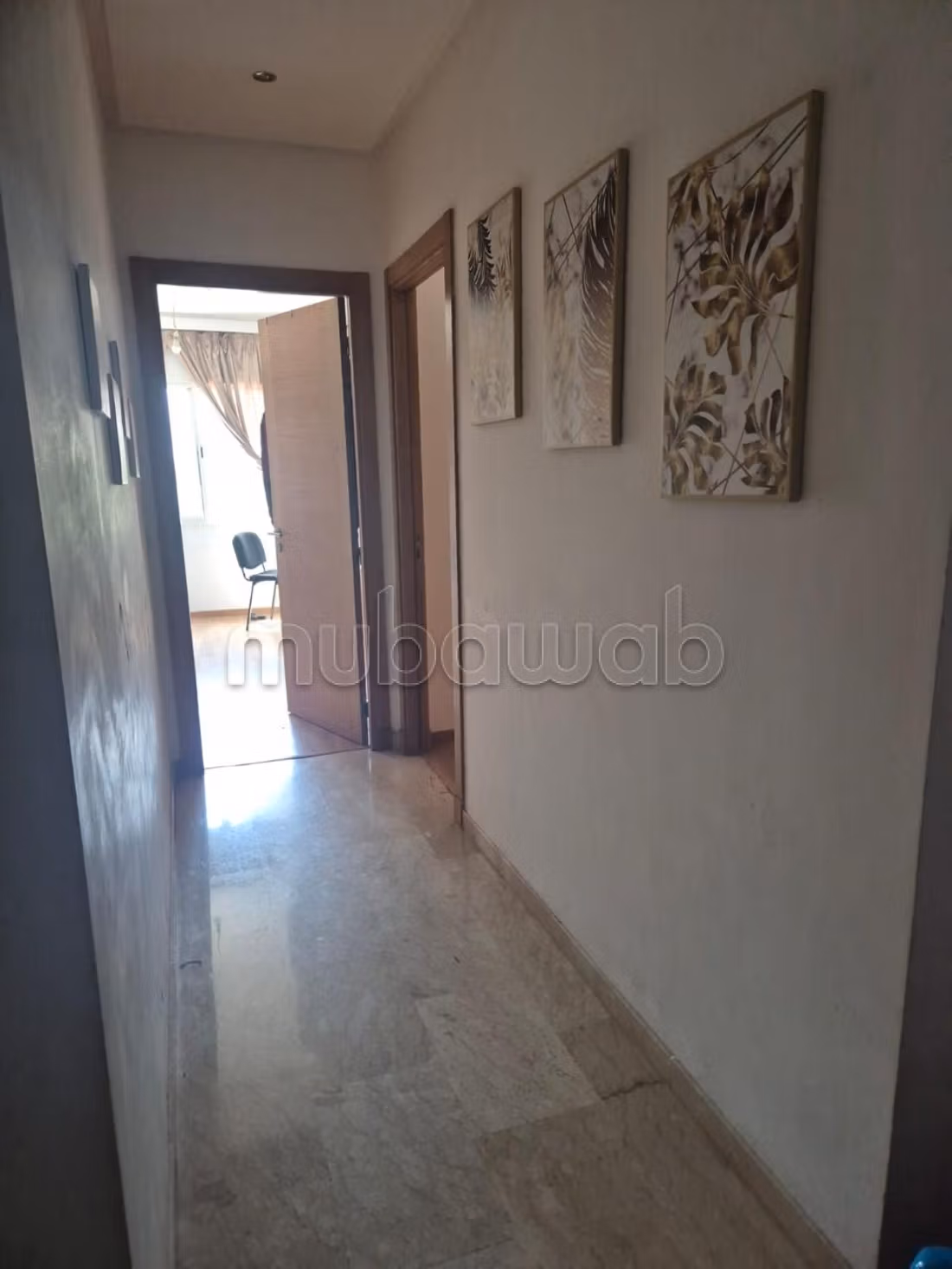 Bel appartement à vendre à Almaz.
3 chambres.
Antenne parabolique et sécurité — 5