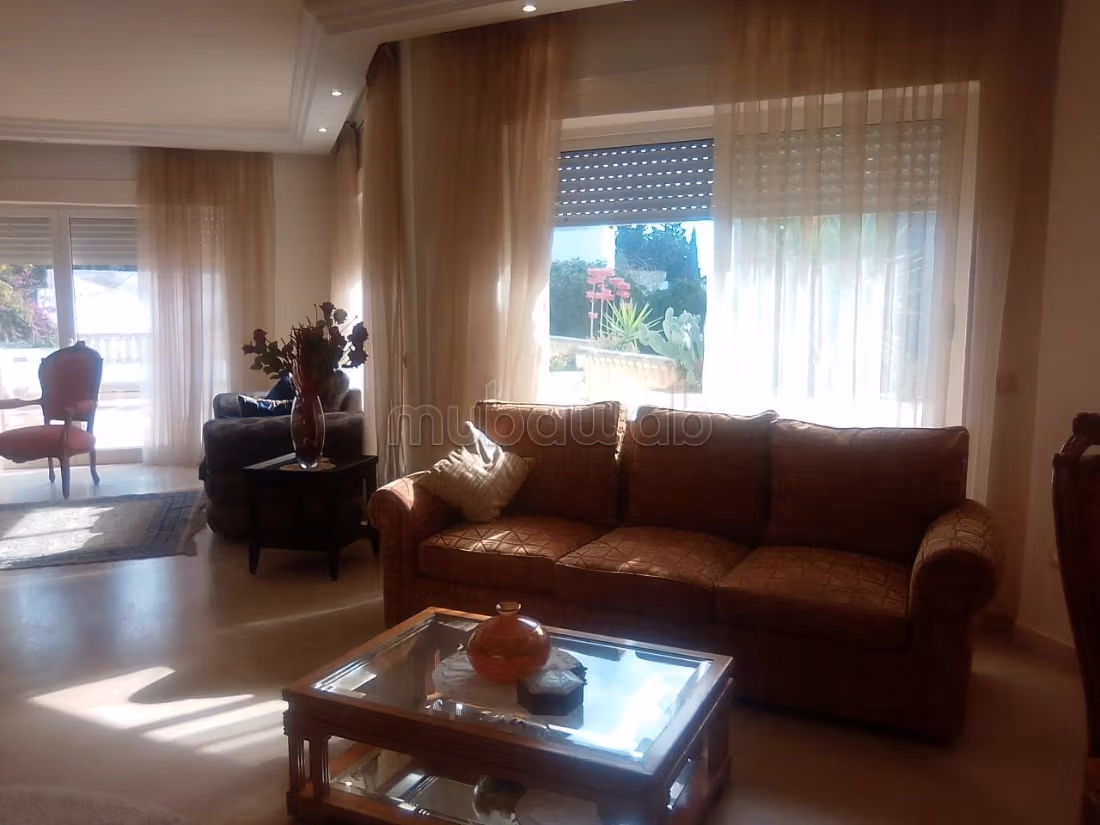 Piano di villa arredato a Soukra