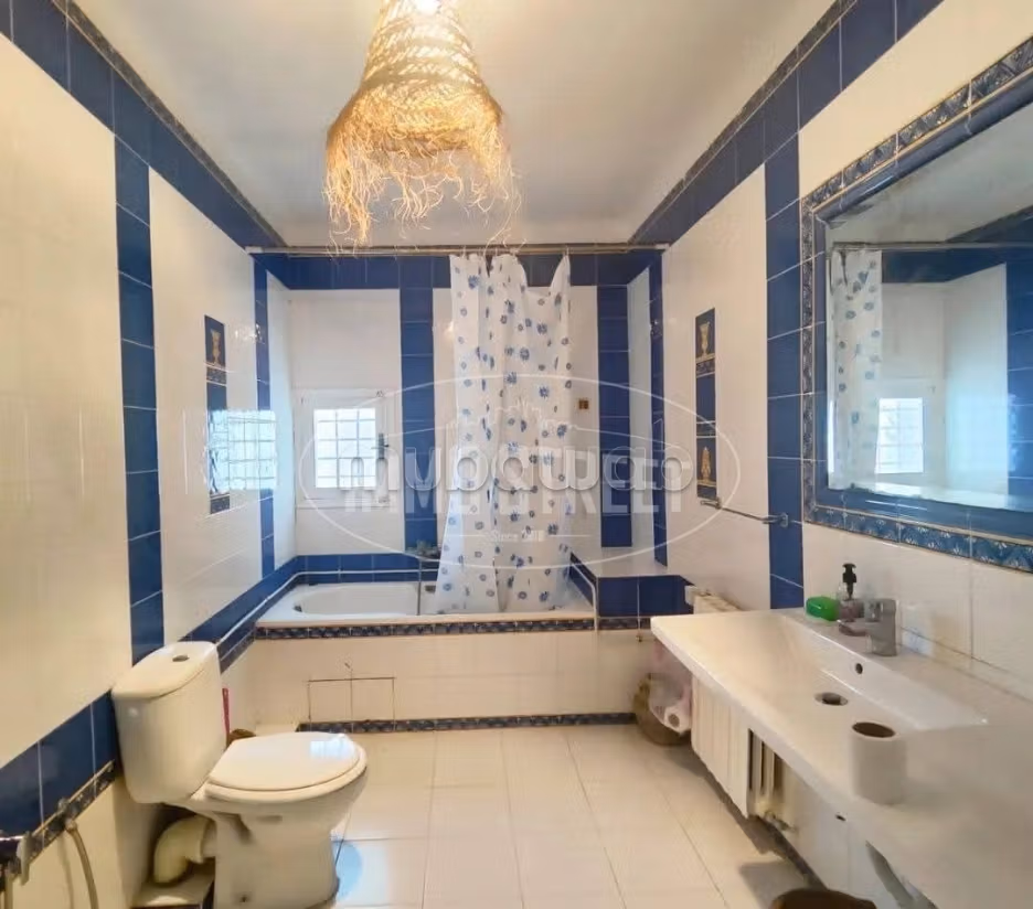 À vendre – Spacieux appartement S3 à La Marsa Plage