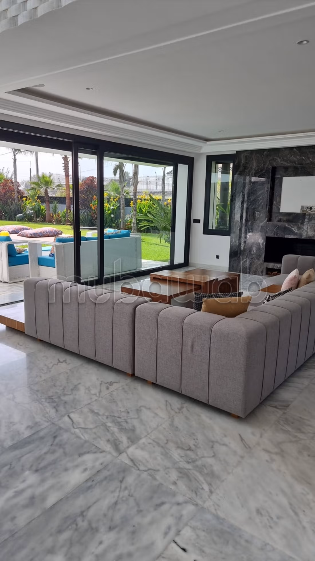 Ultra Modern Luxury Villa with Pool in Souissi