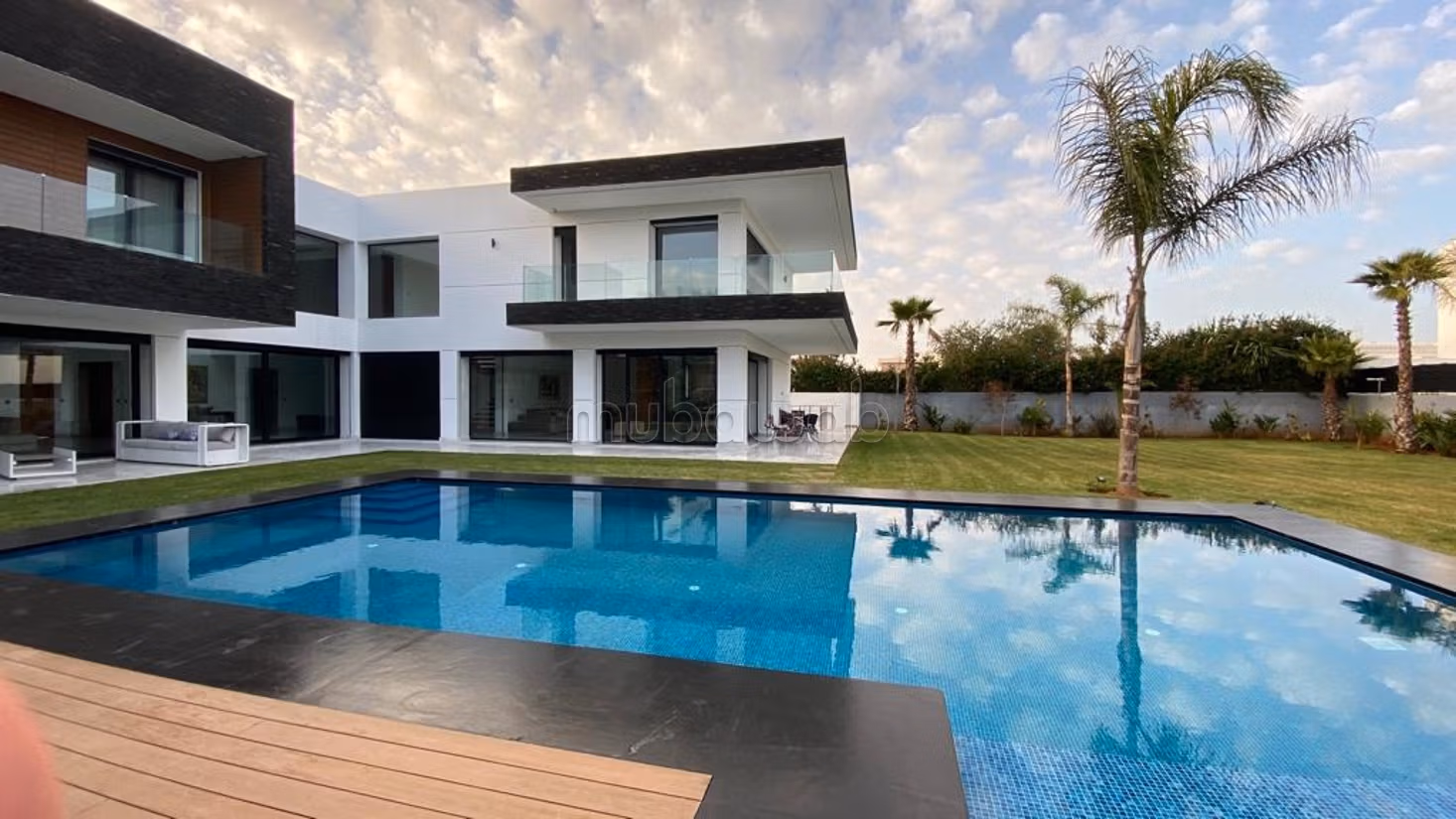 Villa ultra moderne de luxe avec piscine à Souissi - View 2