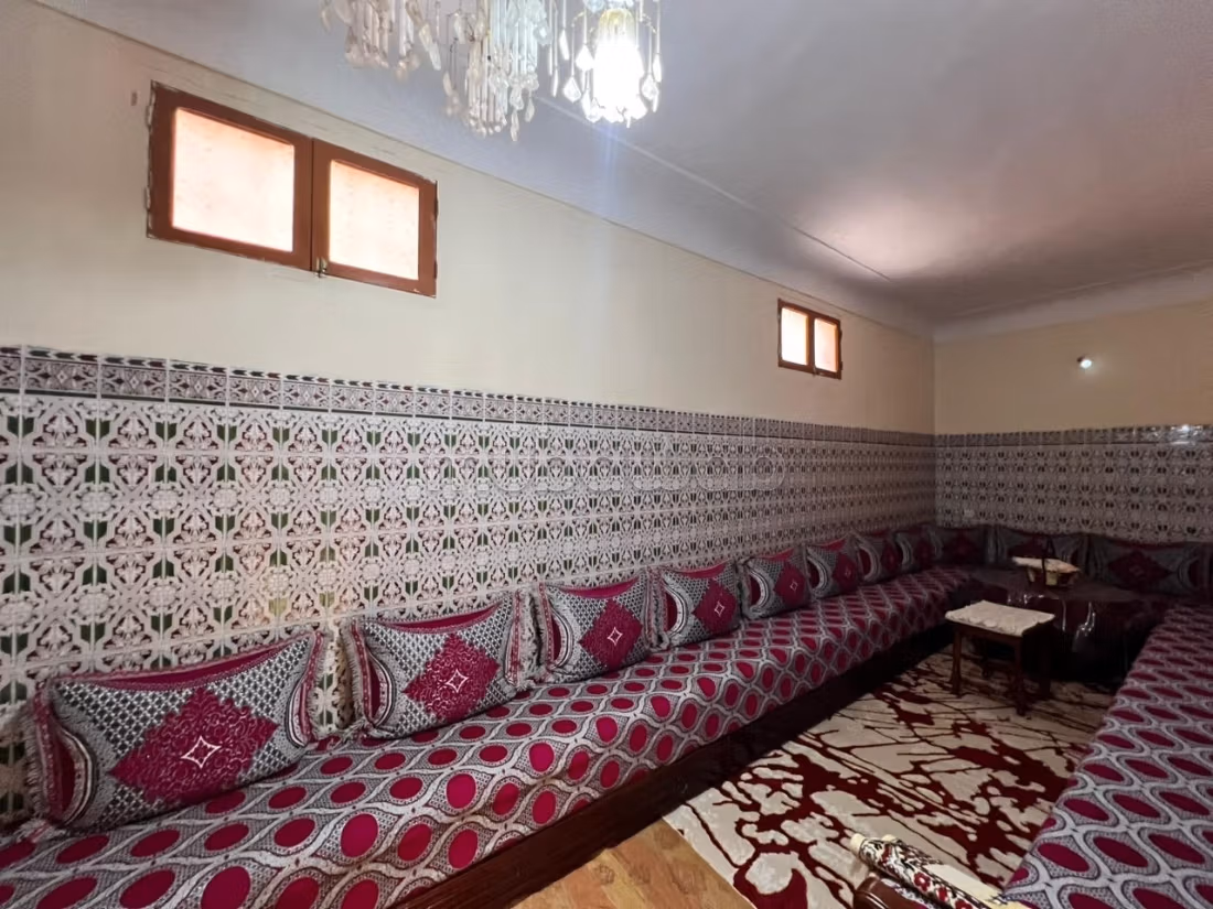 Te koop: riads in El Moukef. 8 Kamers. Terras