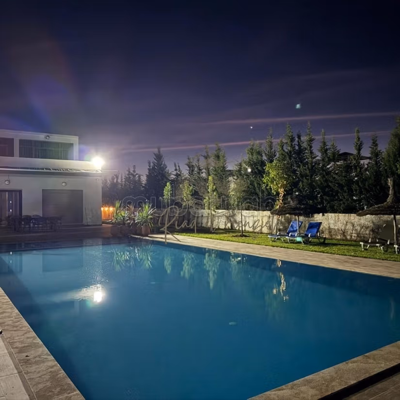 Tre bella fattoria con villa e piscina