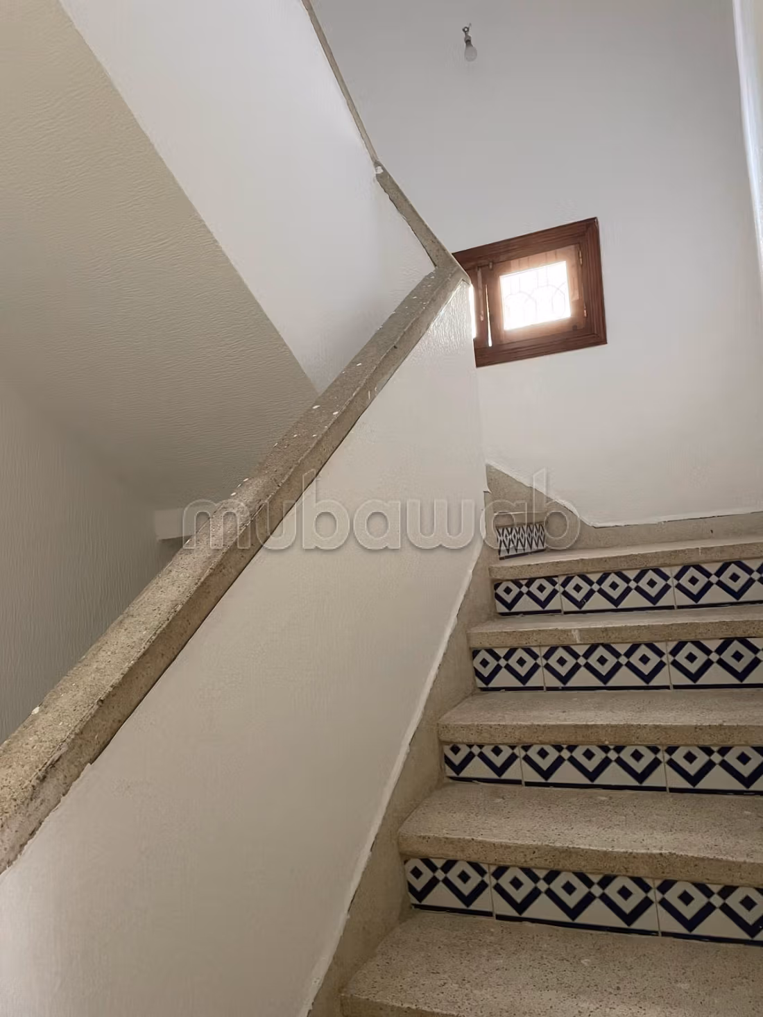 Vendita casa a Narjis B. 15 stanze. Terrazza e giardino