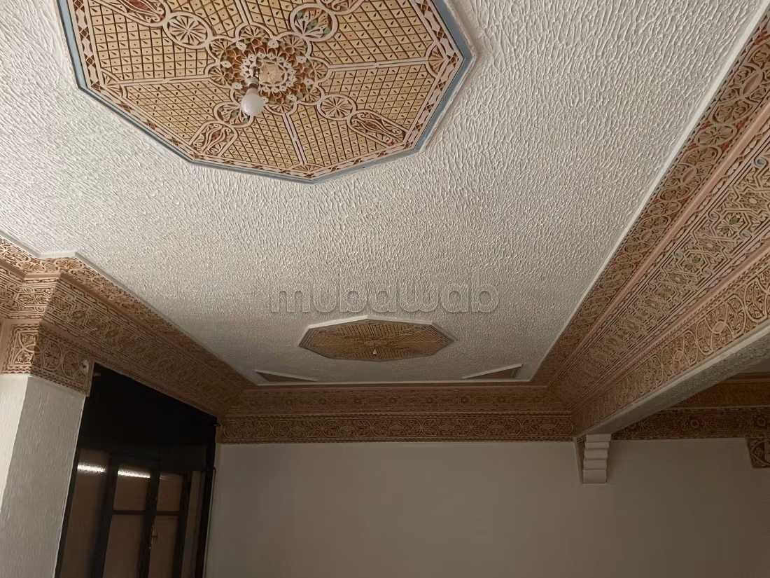 Vendita casa a Narjis B. 15 stanze. Terrazza e giardino