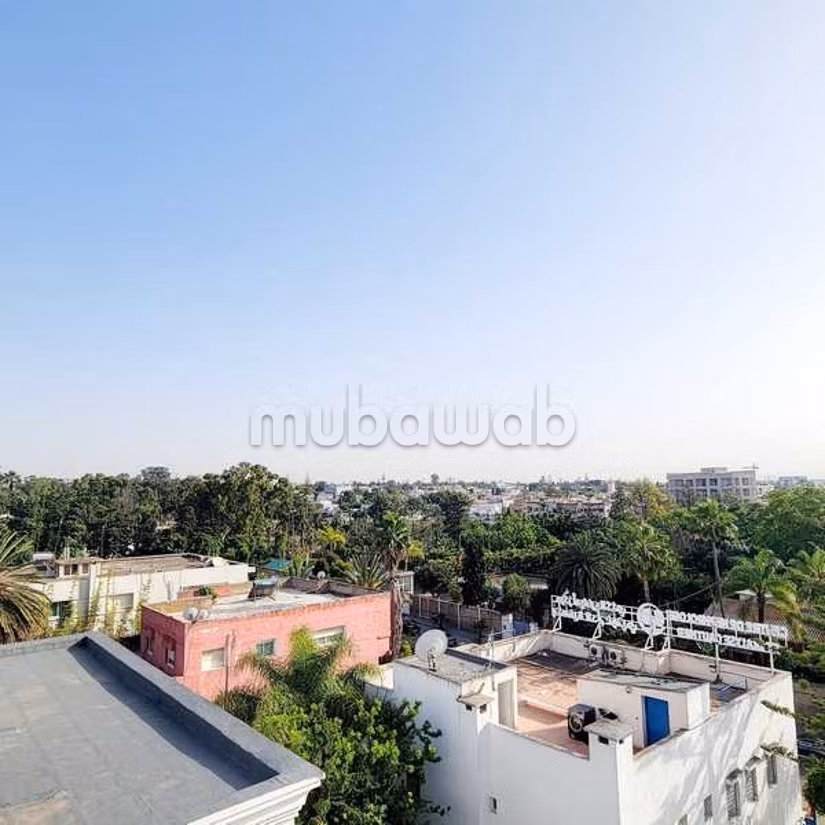 Appartamento in Affitto di 129.0 m² a Casablanca, Ospedali