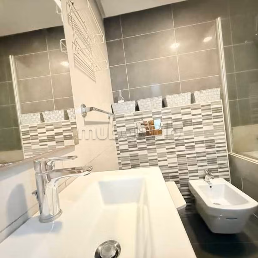 Appartamento di 92.0 m² in Affitto a Casablanca, Bourgogne Anfa