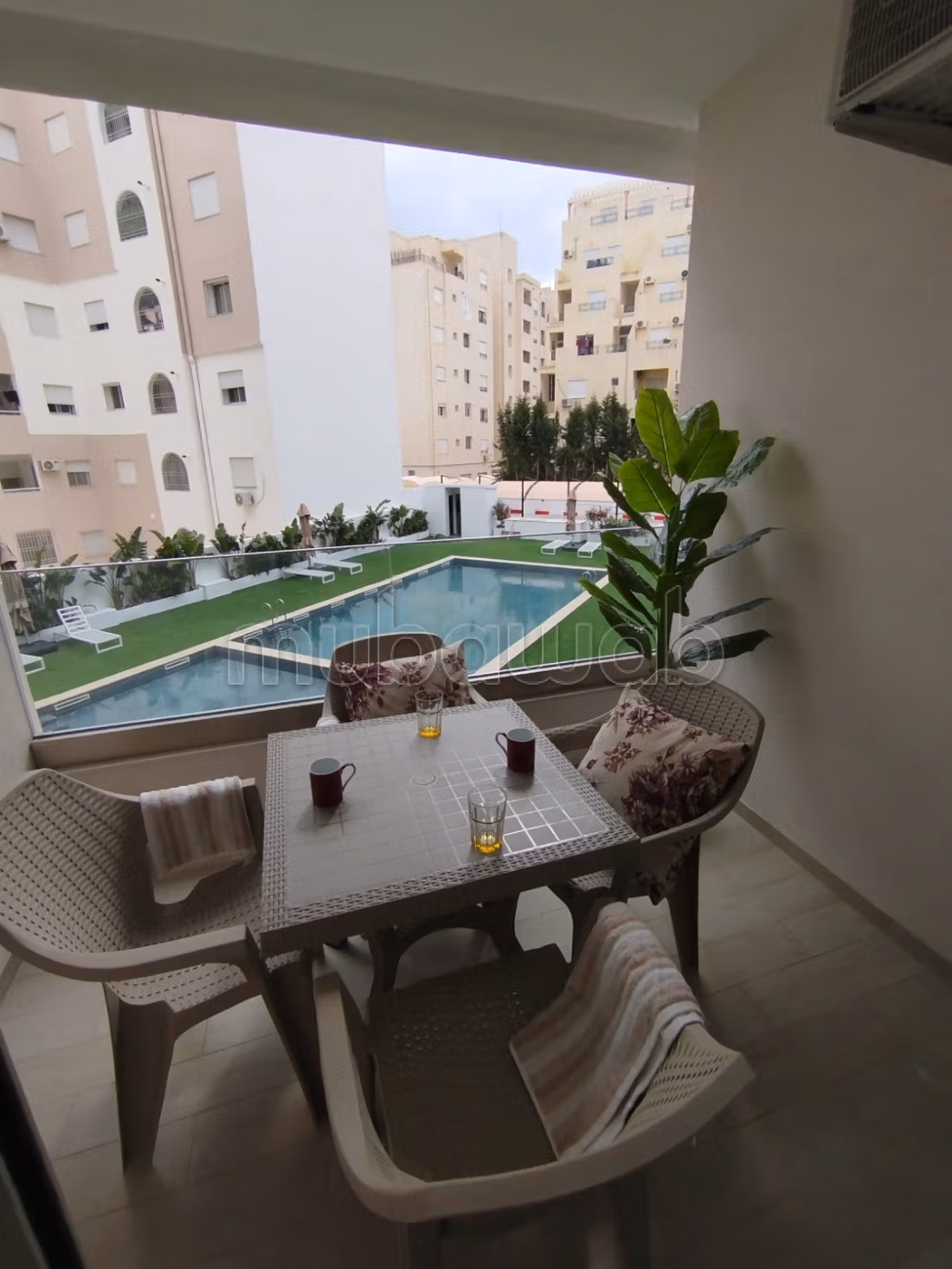 S1 Vue Piscine – À 500m de la mer