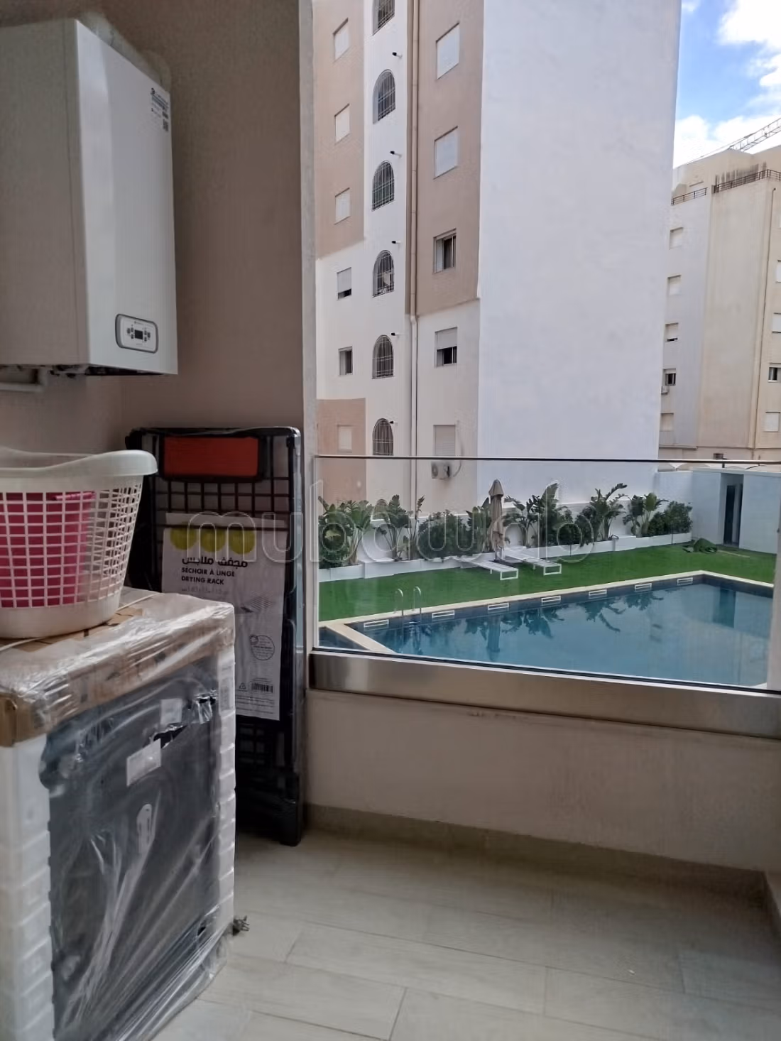 S1 Vue Piscine – À 500m de la mer