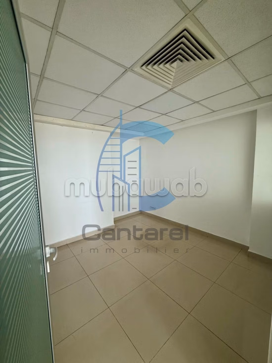 Location spaxieux bureau la corniche