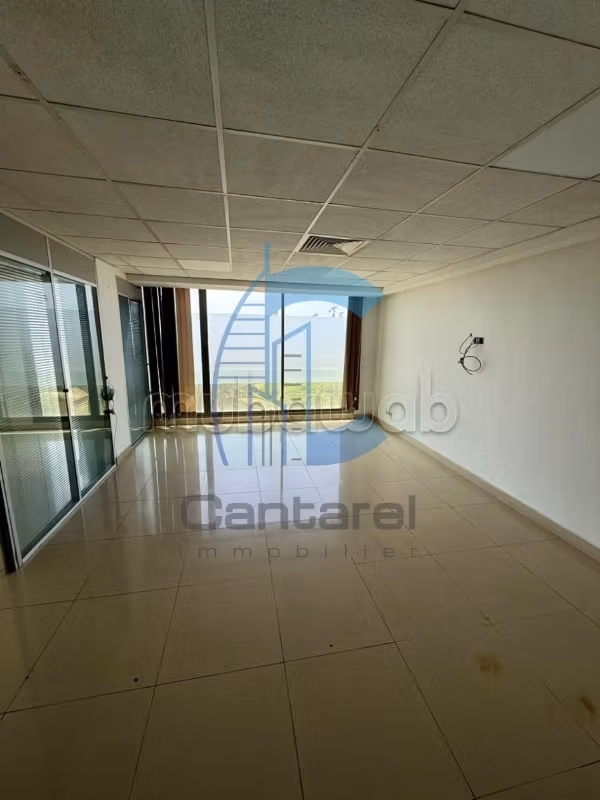 Location spaxieux bureau la corniche