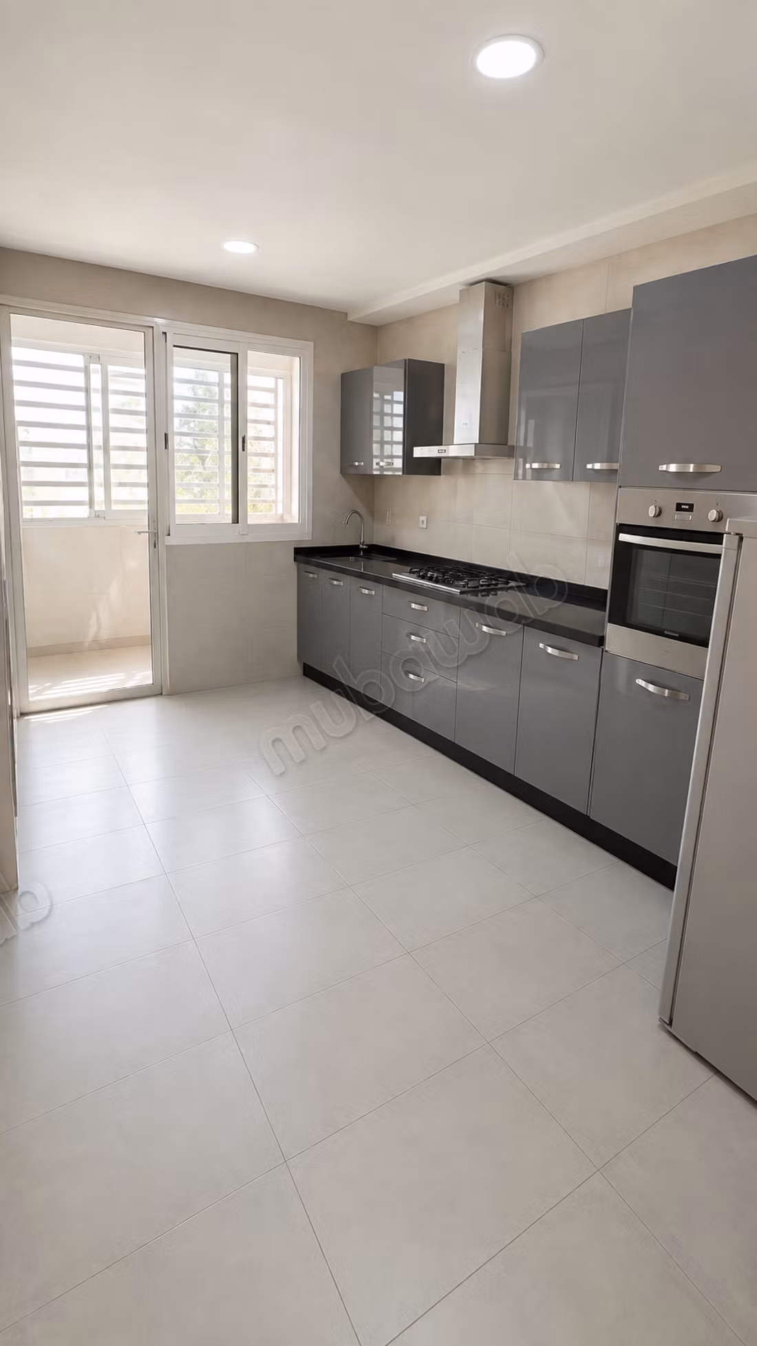 Luxe 4-kamer appartement te huur - Hay Riad