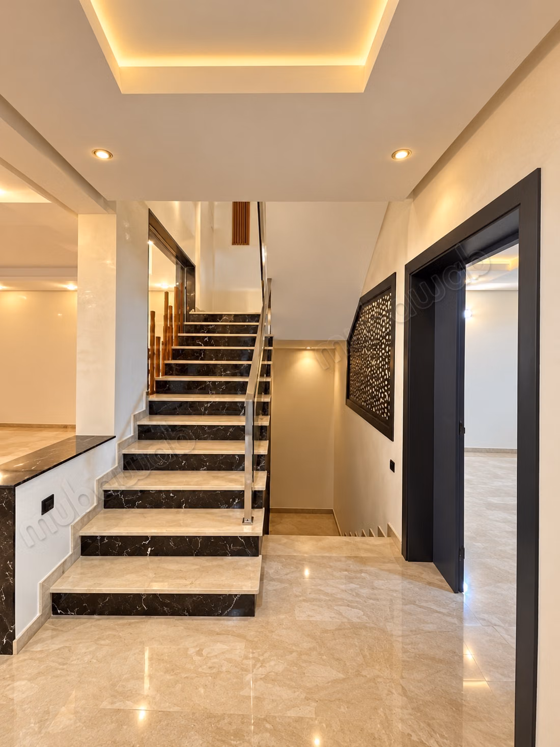 À Louer – Superbe Villa de 400 m² avec Piscine à Hay Riad, Rabat