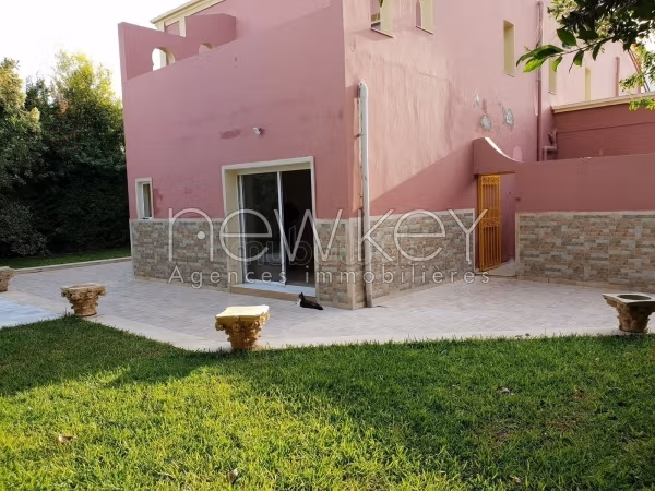 A ground floor apartment in Gammarth, three rooms