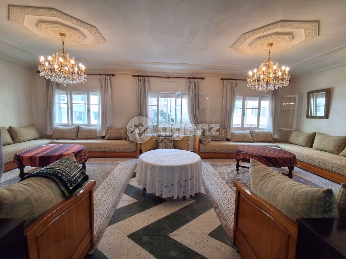 Maison à vendre 330 m², 7 chambres Belvédère Casablanca