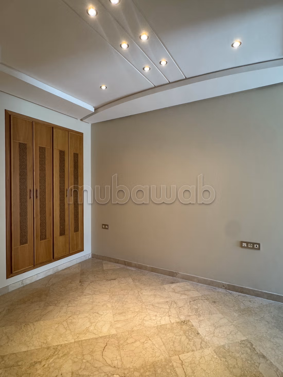 Empty duplex for rent in central Tangier